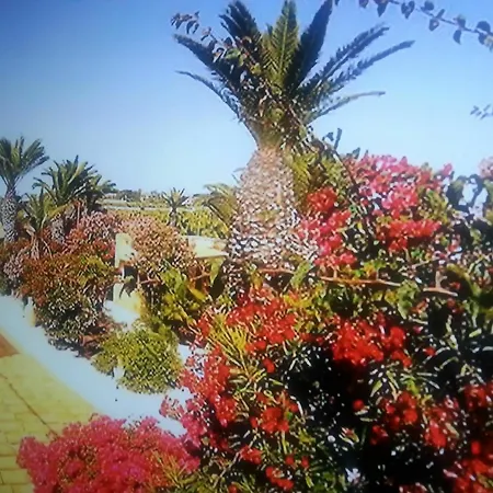 アパート With One Bedroom In Marsala, With Pool Access, Enclosed Gard マルサラ